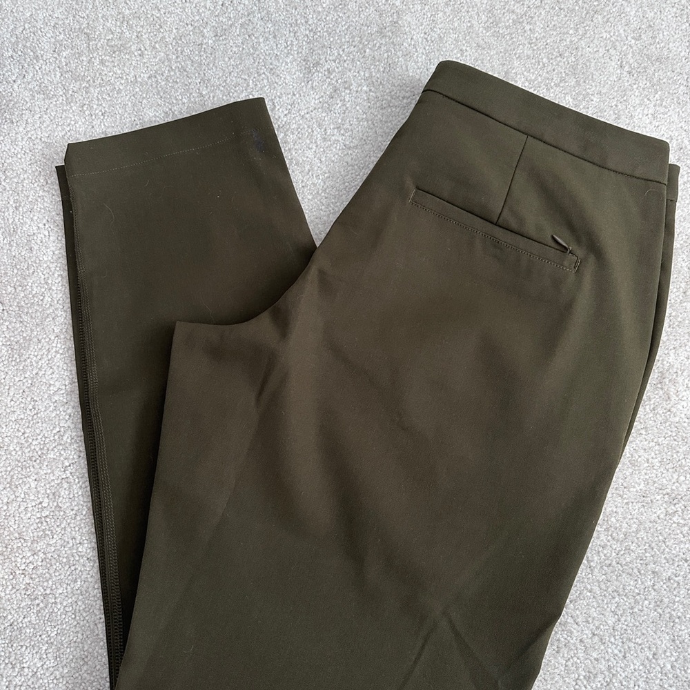 Women’s Lululemon Olive Pants